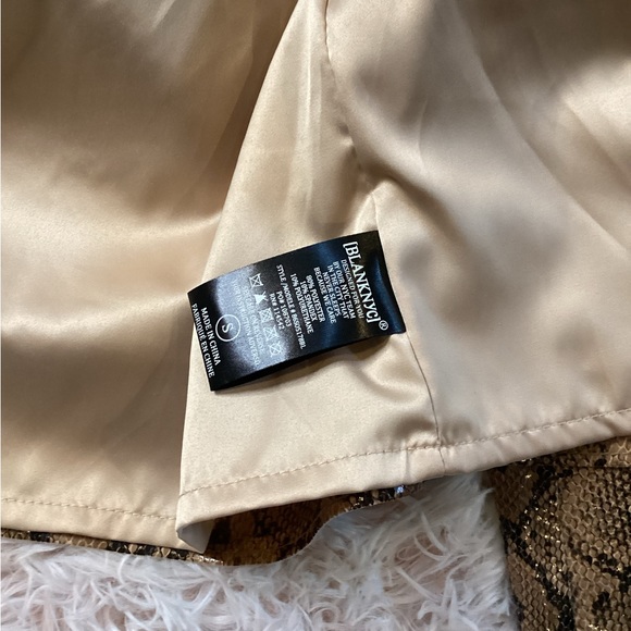 NWOT BLANK NYC FAUX SNAKESKIN SNAP BUCKLE ZIP MOTO JACKET. SZ.S - Picture 12 of 14